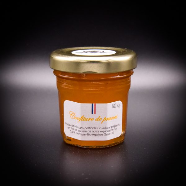 Petit pot de confiture de prunes